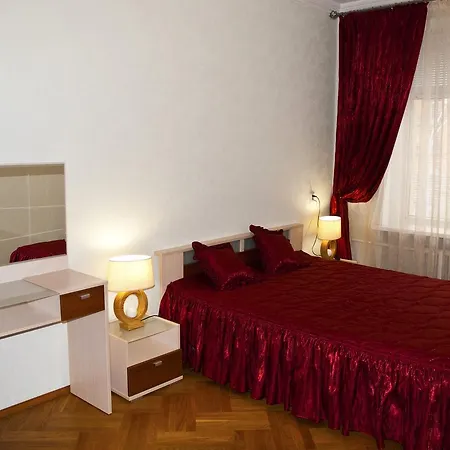 Apartment On Nezavisimosti 46
